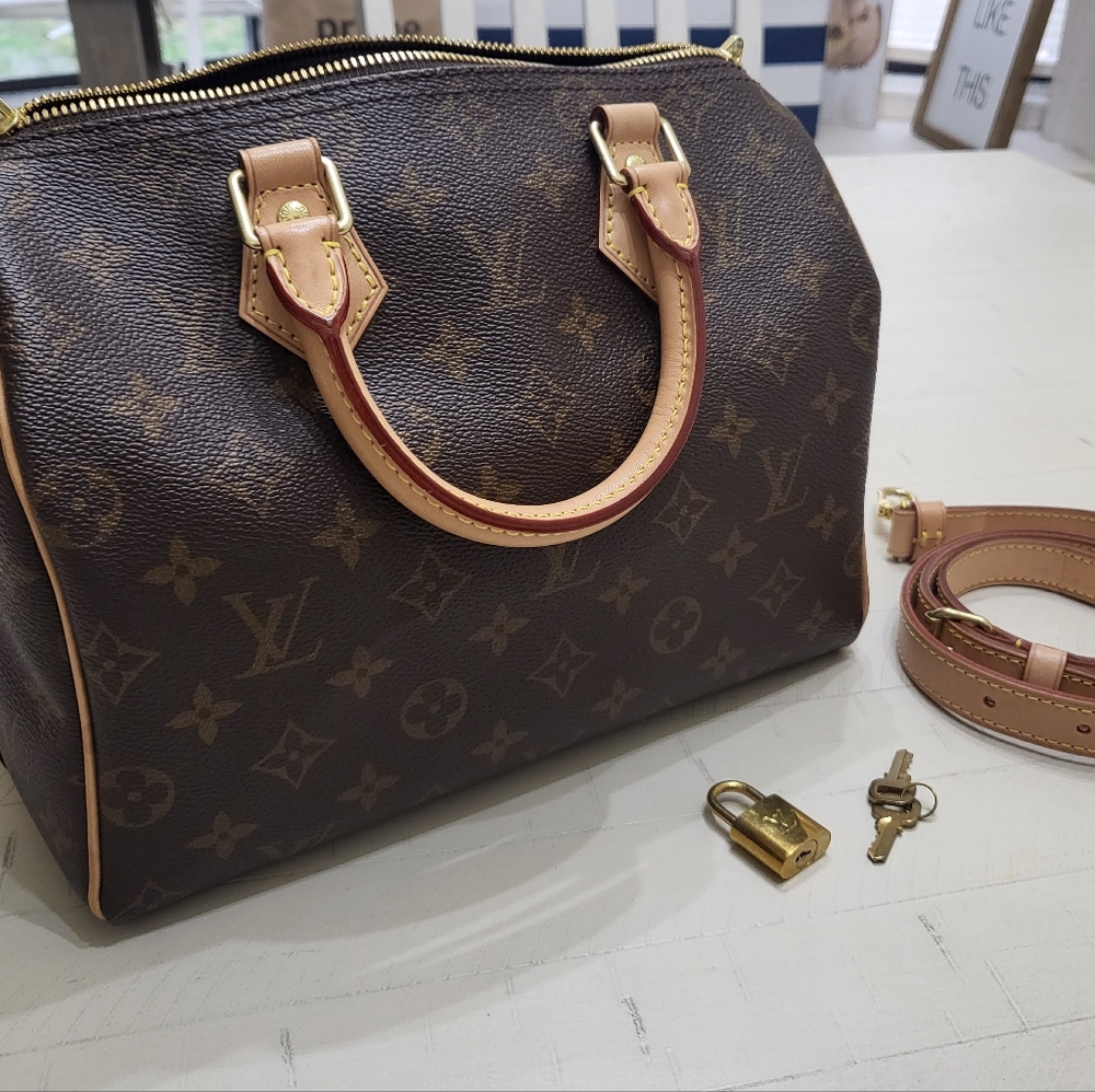 Louis vuitton monogram speedy bandouliere 25